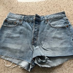 Women’s Levi Shorts